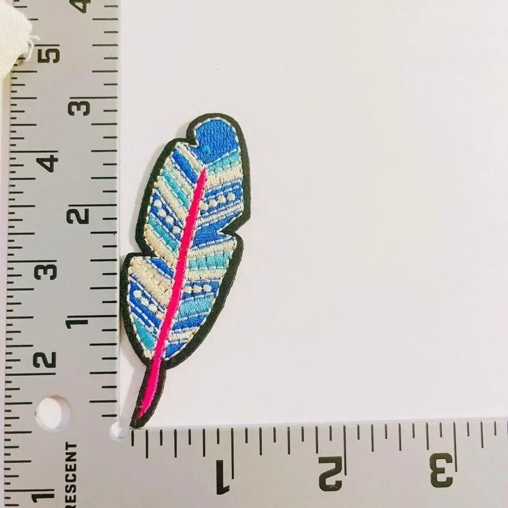 Feather-Iron on Patch‎
